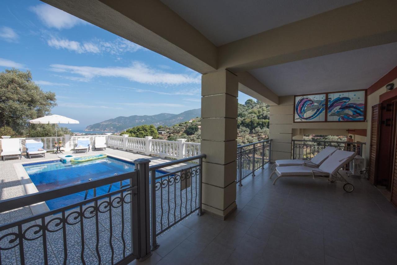Gallis Villa Pefkias 外观 照片